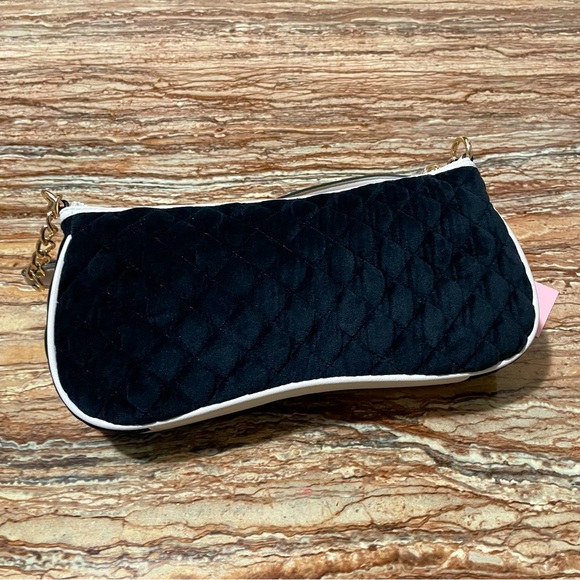 Juicy Couture - Picture 7 of 12